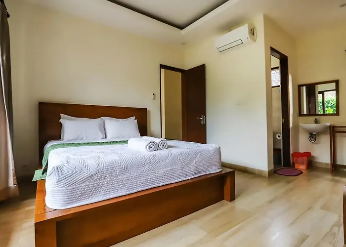Stylish Hotel-style Near Pool In